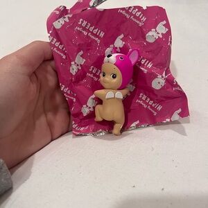 Sonny Angel Hipper Looking Back Series- French Bulldog